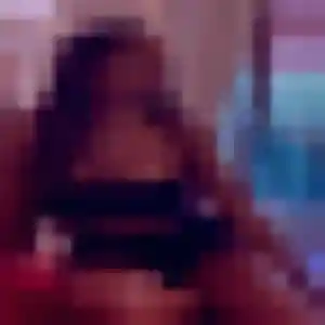 Pauline, femme de 34 ans veut plan cul à Fréhel