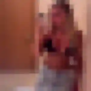 Photo privée de Irène, 25 ans à Fressain - plan discret