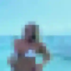 Ebele, femme de 45 ans propose plan cul à Froidfond