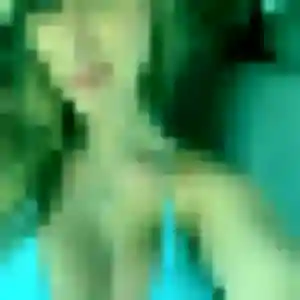 Wangari, 44 ans, en ligne à Gémenos pour un plan cul