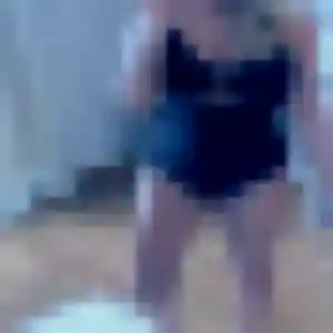 Rencontre Louisette, 43 ans à Genouilly en privé