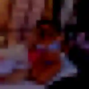 Découvre Astou, 22 ans à Glisolles en privé