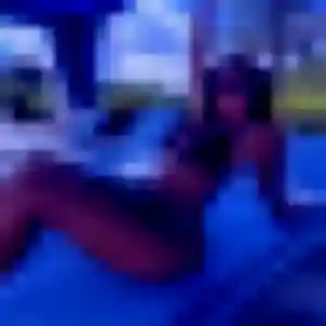 Découvre Adunni, 37 ans à Glun gratuitement