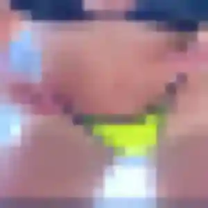 Abiodun, 30 ans, connectée à Gouffern en Auge pour une rencontre coquine
