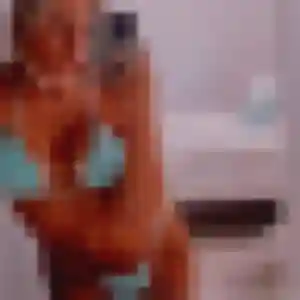 Rejoins Hawa, 28 ans à Goyave gratuitement