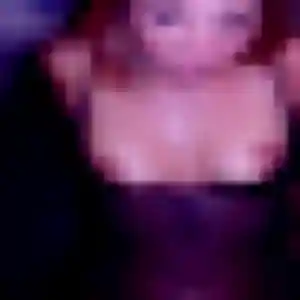 Rejoins Antoinette, 25 ans à Grandchamp-des-Fontaines en privé