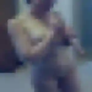 Binta, 30 ans, veut un plan cul à Guernes