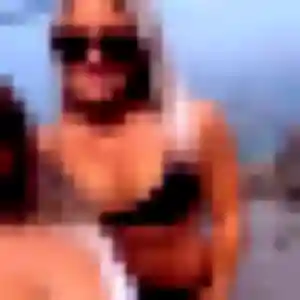 Adunni, 24 ans, connectée à Hartzviller pour une rencontre coquine