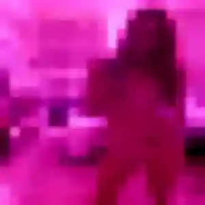 Découvre Constance, 23 ans à Herbeys en privé