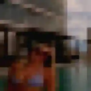 Découvre Gnilane, 22 ans à Hommarting en privé