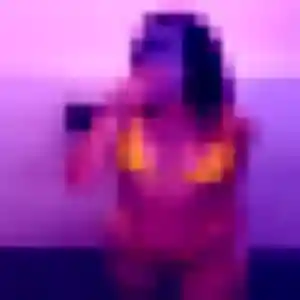 Upendo (32 ans) à Horgues propose un plan cul maintenant