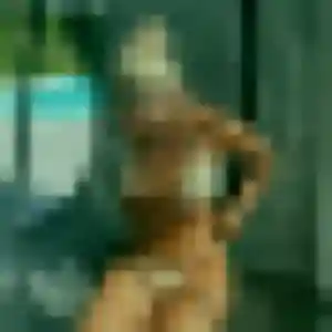 Belle Daphné, 43 ans à Igon - la contacter