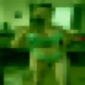 Photo de Bintou à Isles-sur-Suippe (32 ans) - plan cul anonyme