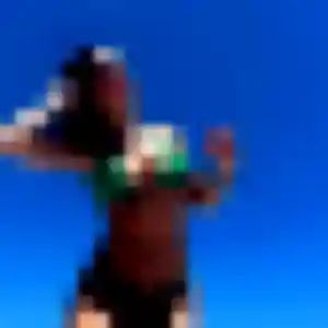 Charmante Abigail, 27 ans à Issy-l'Évêque - voir sa photo