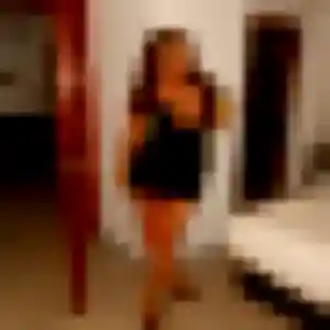 Antoinette, femme de 26 ans cherche plan cul à Jau-Dignac-et-Loirac