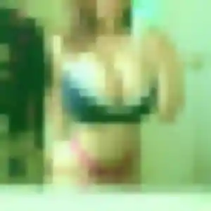 Photo privée de Mariam, 25 ans à Jauldes - rencontre coquine