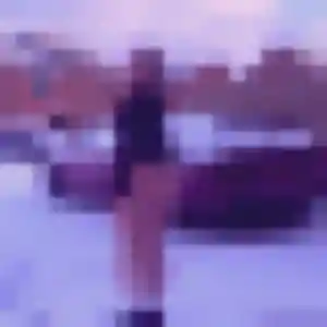 Découvre Gnilane, 28 ans à Jayat en privé