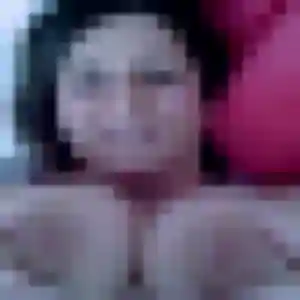 Salamata, 23 ans, en ligne à Jouy pour une rencontre coquine