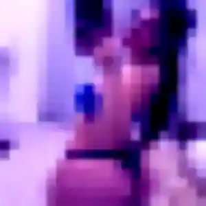 Tiffany, fille de 44 ans veut plan cul à Jumilhac-le-Grand