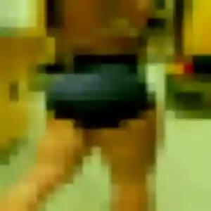 Rokhaya, 41 ans, cherche un plan cul à Juvigny Val d'Andaine