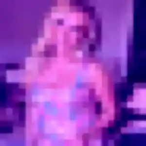 Astou, 23 ans, disponible à Kerlaz pour une rencontre coquine