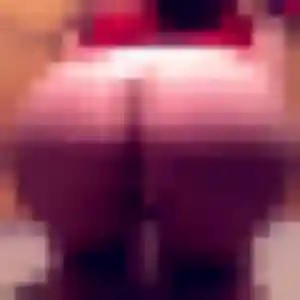 plan cul à L'Hermitage : photo de Rehema, 23 ans - inscription gratuite