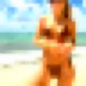 Élise, femme de 35 ans cherche plan cul à La Celle-sur-Loire