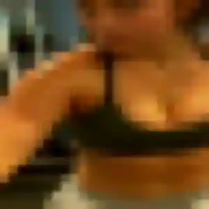 Amandine, 38 ans, connectée à La Chapelle-Longueville pour un plan cul