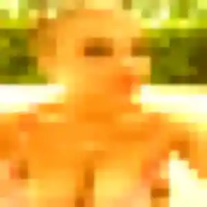 Rejoins Shanna, 22 ans à La Clotte en privé