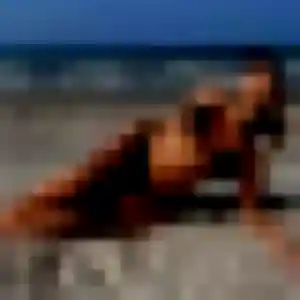 Rejoins Roxane, 28 ans à La Couronne gratuitement