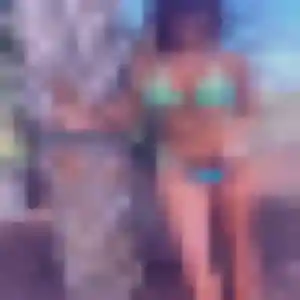 plan cul à La Destrousse : profil de Dienaba, 37 ans - accès libre