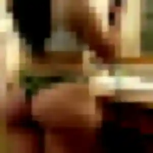 Diarra (32 ans) à La Farlède cherche un plan cul ce soir