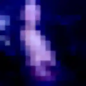 Abiodun, 25 ans, connectée à La Ferrière-Bochard pour une rencontre coquine