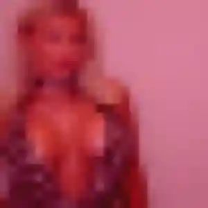 Adwoa, 42 ans, dispo pour plan cul à La Ferté-Bernard