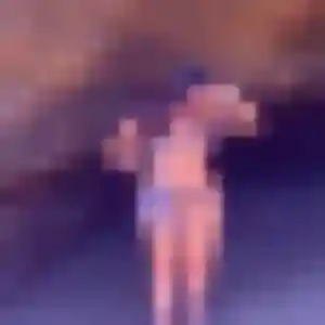 Amandine (22 ans) à La Roche-de-Rame propose un plan cul maintenant