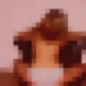 Sexy Dieynaba, 43 ans à La Roche-des-Arnauds - voir sa photo