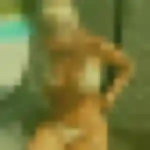 Yawa, 38 ans, en ligne à La Roche-Noire pour une rencontre coquine