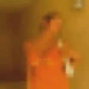 Téning, 27 ans, connectée à La Tessoualle pour une rencontre coquine