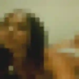 Photo de Deborah à La Tour-d'Aigues (39 ans) - plan cul gratuit