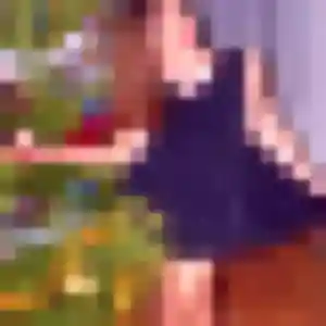 Efua (23 ans) à Labastide-Saint-Georges attend une rencontre ce soir