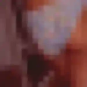 Philippine, 34 ans, connectée à Landelles pour une rencontre coquine