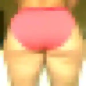 Amani, femme de 23 ans cherche plan cul à Laval-sur-Vologne