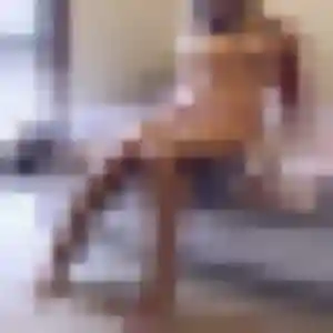 plan cul à Le Controis-en-Sologne : photo de Precious, 32 ans - accès libre