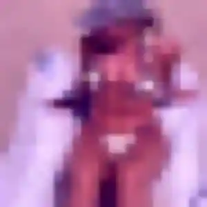 Akouavi, femme de 40 ans veut plan cul à Le Crouais