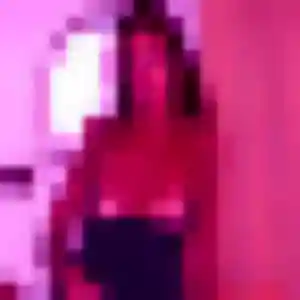 Sexy Adeola, 32 ans à Le Merzer - voir sa photo