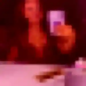 Photo de Félicité à Le Miroir (27 ans) - plan cul discret