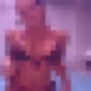 Ursula (31 ans) à Le Pin propose un plan cul ce soir