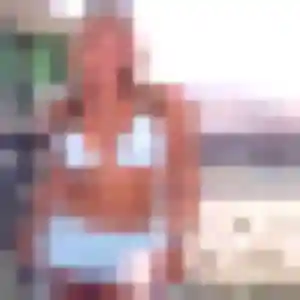 Naomie, femme de 31 ans cherche plan cul à Le Val