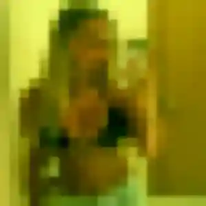 Découvre Tabitha, 24 ans à Lecci en privé