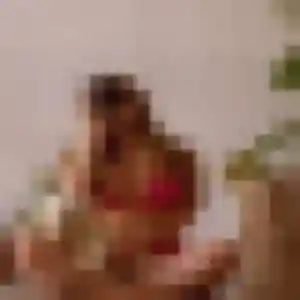 Salamata, femme de 25 ans cherche plan cul à Léchelle